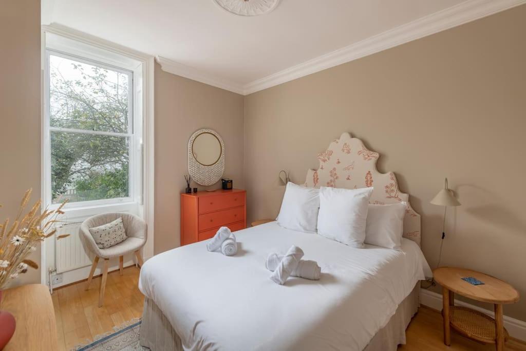 Stylish Central Apartment With Parking - Garden And Workspace Bath Exterior foto